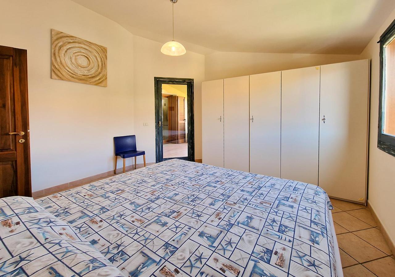 Murphy Holiday Home - Residenza Aldo Moro 02 La Maddalena  Bagian luar foto