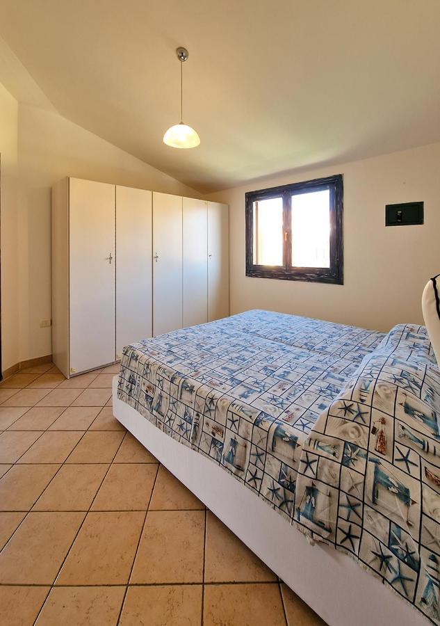Murphy Holiday Home - Residenza Aldo Moro 02 La Maddalena  Bagian luar foto