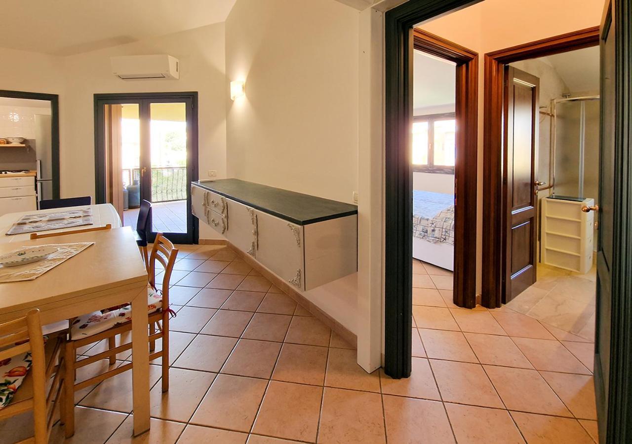 Murphy Holiday Home - Residenza Aldo Moro 02 La Maddalena  Bagian luar foto