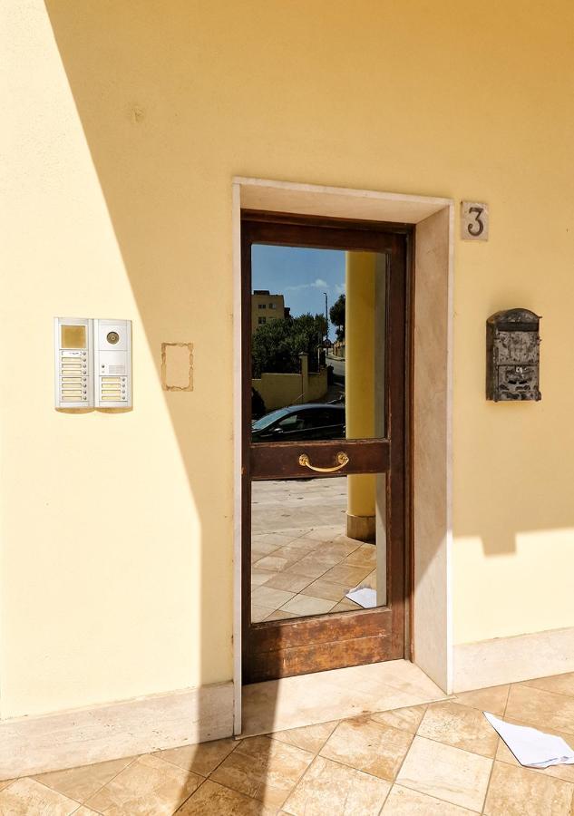 Murphy Holiday Home - Residenza Aldo Moro 02 La Maddalena  Bagian luar foto